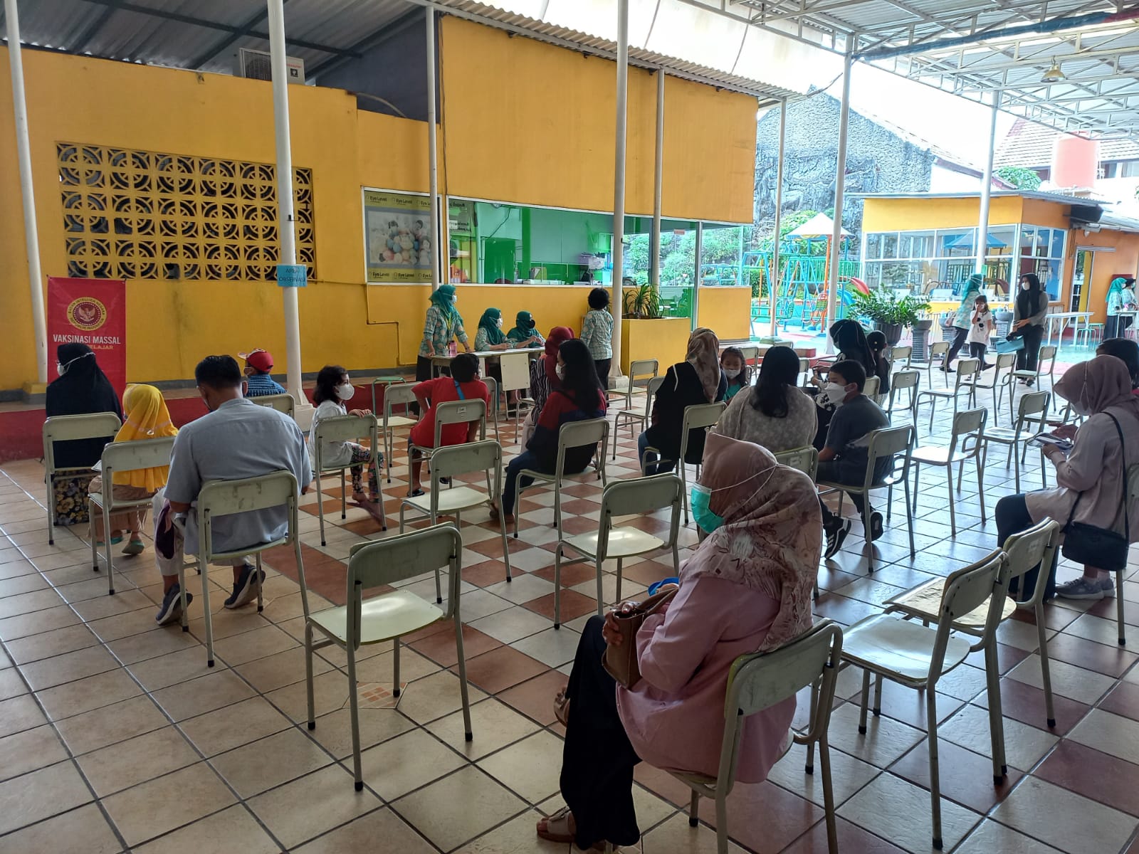 Gencar Vaksinasi Covid-19 di Evfia Land School Kota Serang