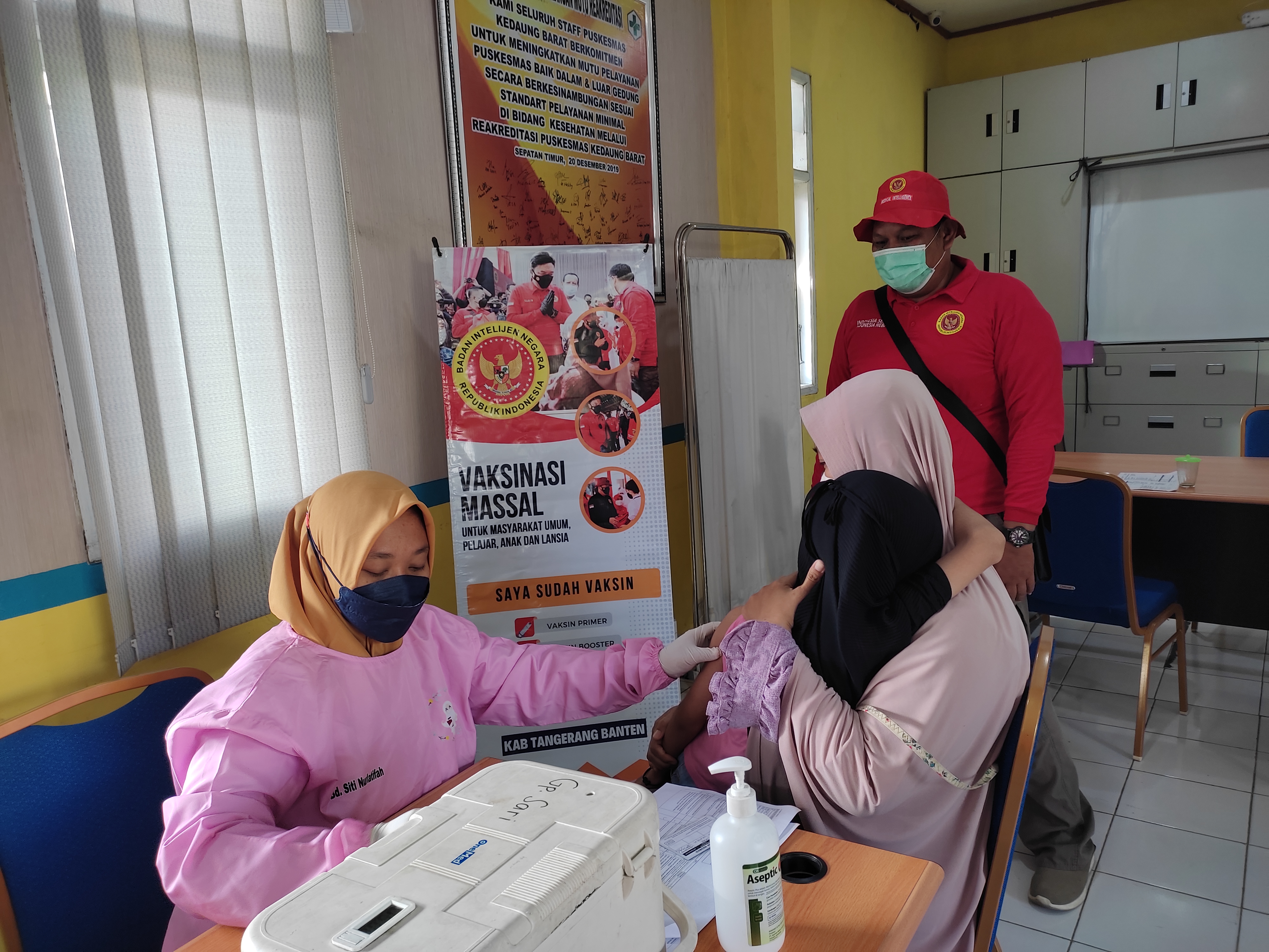 Percepat Vaksinasi Nasional, BIN Daerah Banten Gencar Vaksinasi di Puskesmas Kedaung Barat Kabupaten Tangerang
