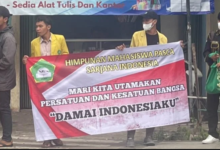Selain Bagi Takjil HMPI Banten Bagi Selebaran, Menghimbau Agar Masyarakat Indonesia tidak Terprovokasi Pasca Pengumuman Resmi KPU Selain Bagi Takjil HMPI Banten Bagi Selebaran, Menghimbau Agar Masyarakat Indonesia tidak Terprovokasi Pasca Pengumuman Resmi KPU