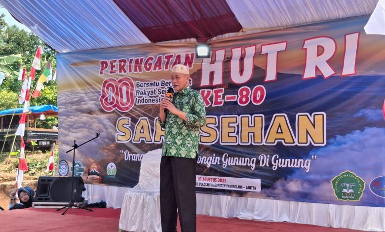 Kyai Embay Buka Sarasehan “Orang Gunung Ngomongin Gunung” di Kaki Gunung Aseupan