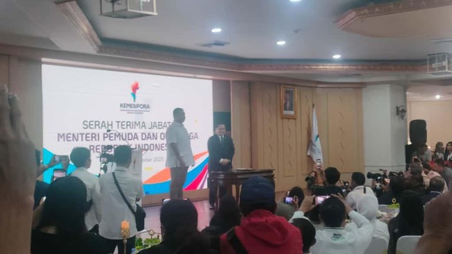 Erick Thohir Resmi Jabat Menpora, Tegaskan Komitmen Lanjutkan Program Kepemudaan dan Olahraga