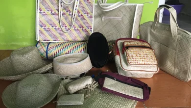 30 Tahun Bertahan, Kini Terhenti! Perajin Topi Pandan Pandeglang Terancam Kehilangan Penghasilan